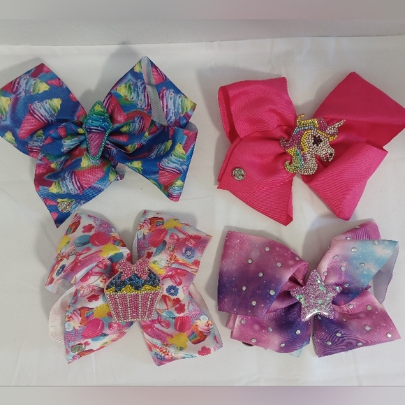 45 lot JoJo siwa bow  7 small bow